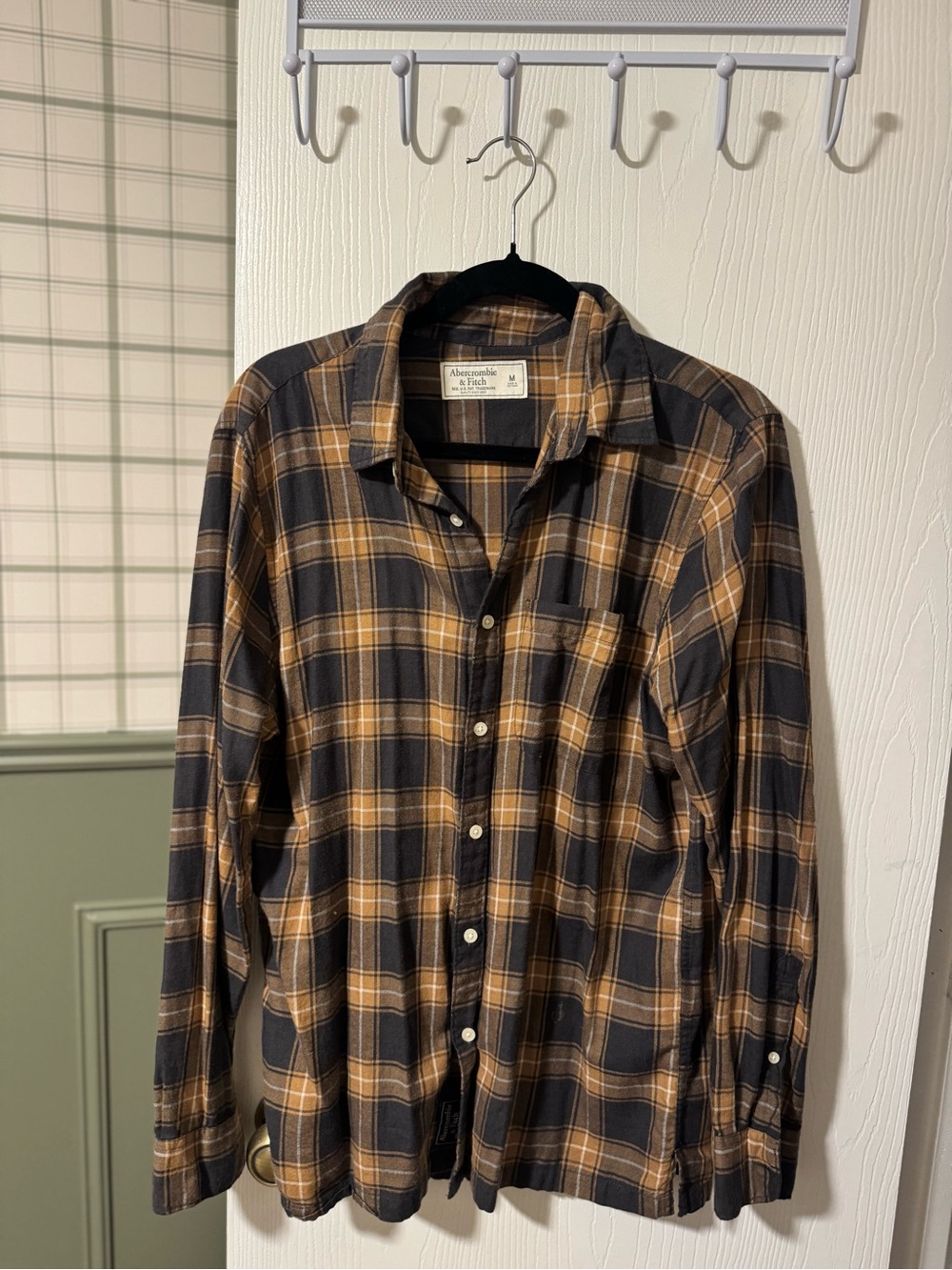 Abercrombie & Fitch Men’s Black and Brown Plaid Button-Down Shirt